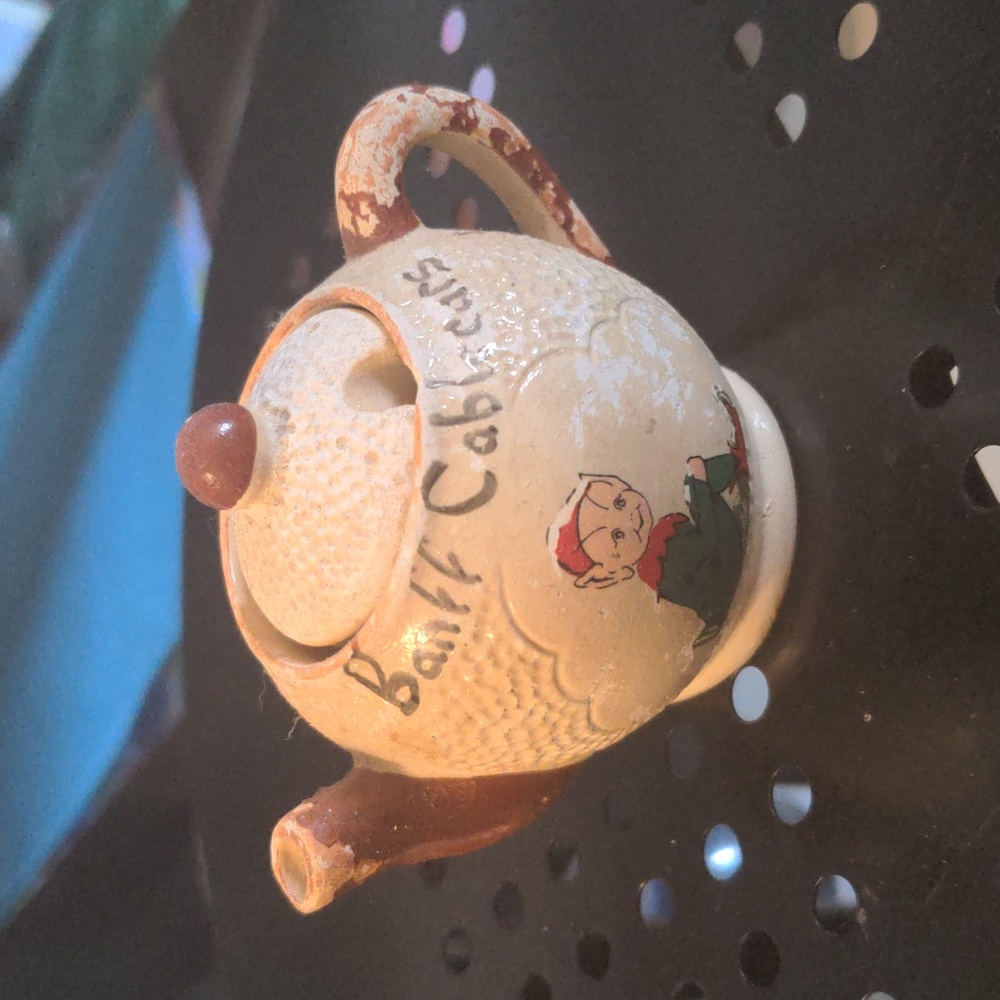 England Banff Cablvcars Mini Teapot Kettle Elf Signed British Manor Ware Signed